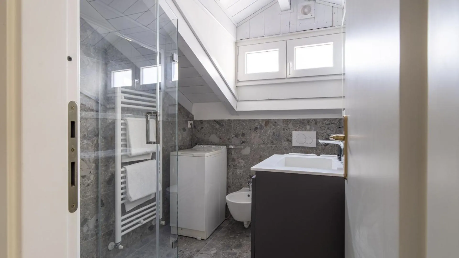 Easylife - Oasi Con Balcone In The Center Apartment Milan